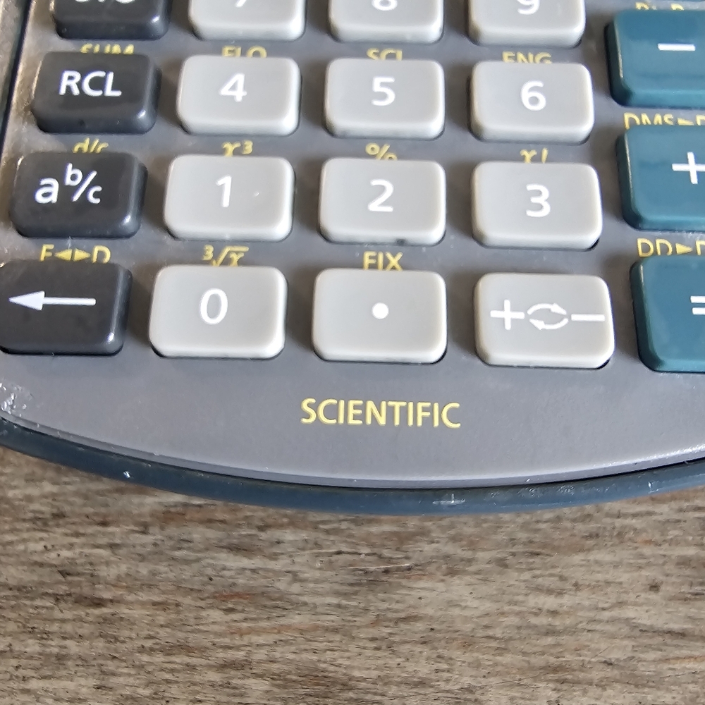 Texas Instruments TI-30Xa Solar Calculator - Picture 5 of 12